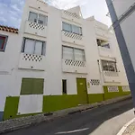 Apt. Largo Do Postigo شقة